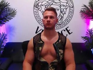 Offline marco_riciardo on Flirt4Free