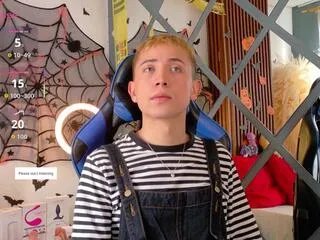 Offline naughty_scott on Flirt4Free