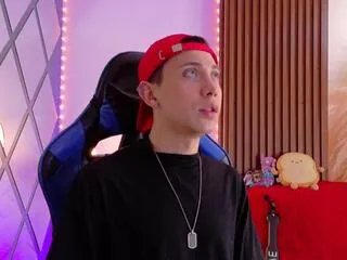 Offline naughty_scott on Flirt4Free