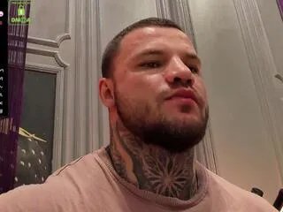 Freechat oliver_sport on Flirt4Free