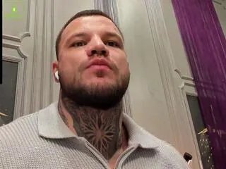 Freechat oliver_sport on Flirt4Free