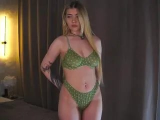Away olivia_valenti on Flirt4Free