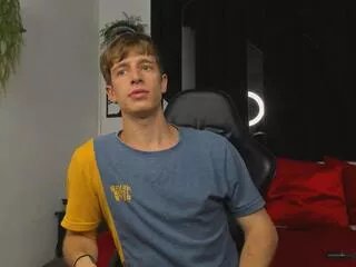 Offline ostin_saints on Flirt4Free