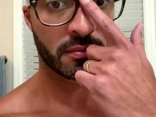 Offline paolo_latin on Flirt4Free