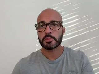 Offline paolo_latin on Flirt4Free