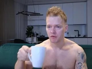 Offline pashka_x on Flirt4Free