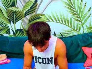 Offline pierce_bailey on Flirt4Free