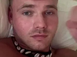 Offline robin_rieff on Flirt4Free