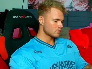 Offline robin_rieff on Flirt4Free