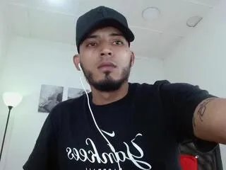 Offline thomas_cuper on Flirt4Free