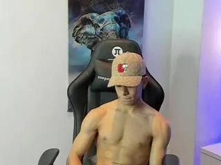 Offline tony_petrov on Flirt4Free