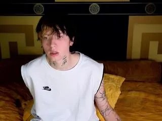 Offline travis_class on Flirt4Free