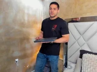 Offline troy_millers on Flirt4Free