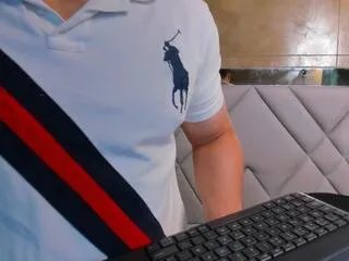 Offline troy_millers on Flirt4Free