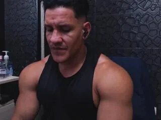 Offline viktor_herrera on Flirt4Free