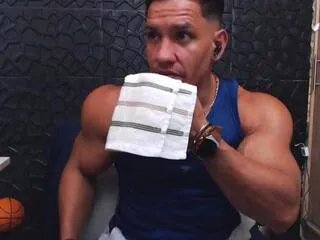 Offline viktor_herrera on Flirt4Free
