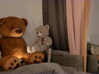 Freechat violet_sweet on Flirt4Free