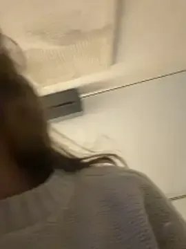 Freechat -AngelAri- on StripChat