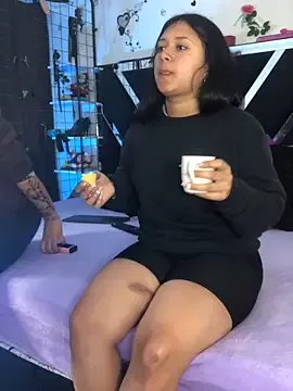 Freechat 1lovelygirls on StripChat