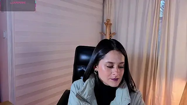 Private Alice_milf_ on StripChat