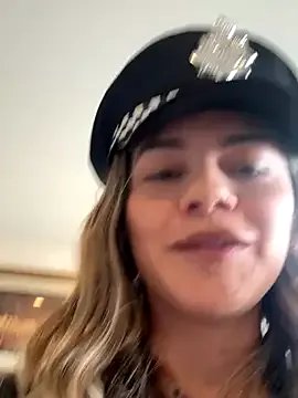 Freechat alicee16 on StripChat