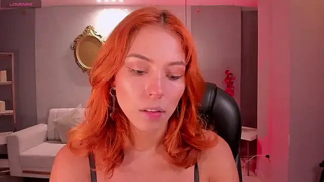 Freechat AmberColors_ on StripChat