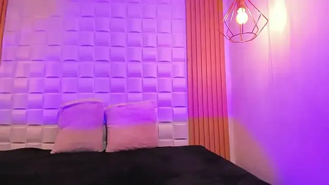 Freechat AriaBelle on StripChat