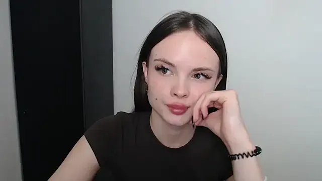 Freechat Ariella_ari on StripChat