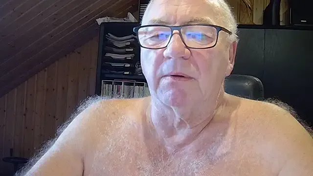 Freechat biggandybig on StripChat