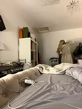 Freechat blissdimicco on StripChat