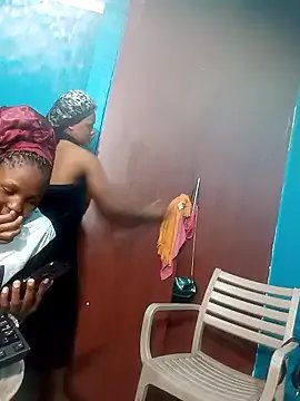 Freechat BlondieBitch on StripChat