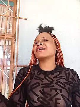 Freechat BlondieBitch on StripChat