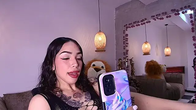 Freechat Candy_dim on StripChat