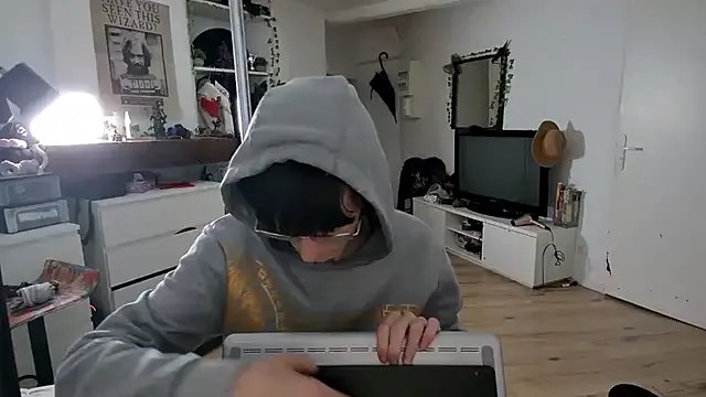 Freechat CeriseLapine on StripChat