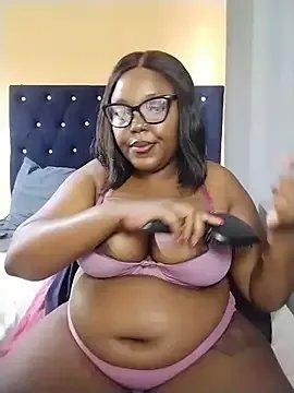 Freechat CHERRYYUMMY on StripChat