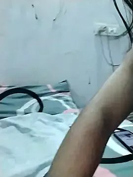 Freechat Cute-Naavya on StripChat