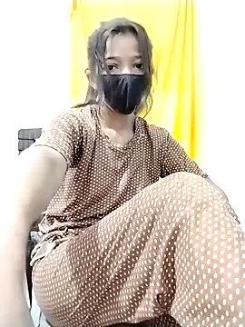 Freechat Cute-Naavya on StripChat