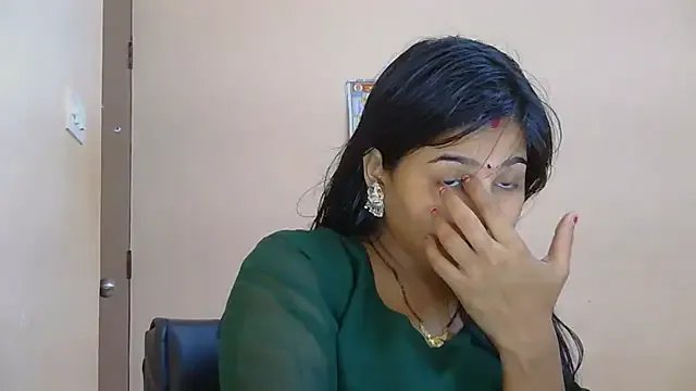 StripChat Cute-Simmi69 is Group Cute-Simmi69 — full nude fuck in 5 minet and fece show