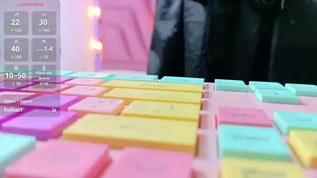 Freechat daddys_little_princesss on StripChat