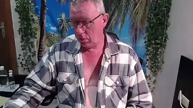 Freechat Dutch_Daddy on StripChat