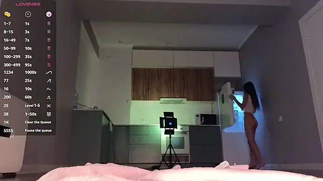 Ella_lee15 on StripChat 