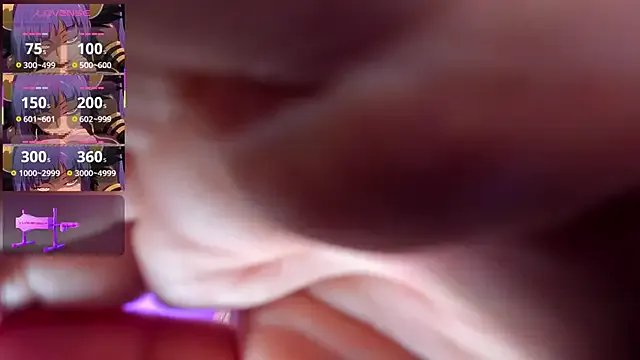 Freechat emma_smile on StripChat