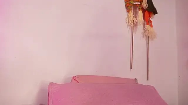 Private emyli_sw_ on StripChat