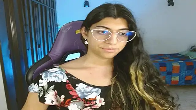 Freechat engielphoenis14 on StripChat