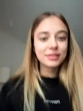 Freechat enjoy_my_beauty on StripChat