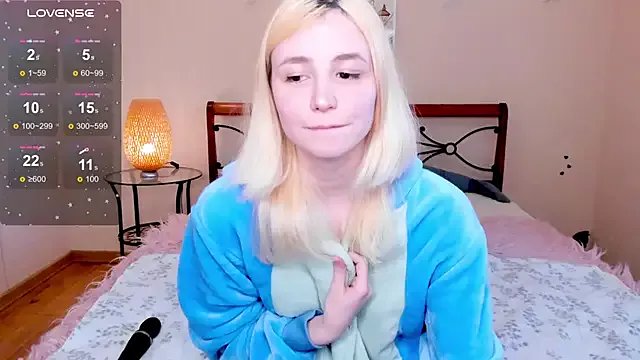 Freechat fleximona on StripChat