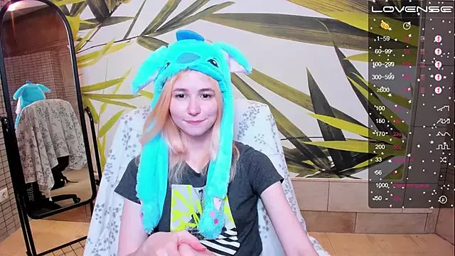 Freechat fleximona on StripChat