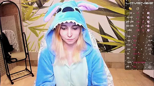 Freechat fleximona on StripChat