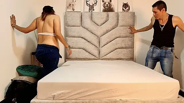 Freechat GimenaLyam on StripChat