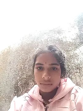 Freechat Gulika_Doshi on StripChat